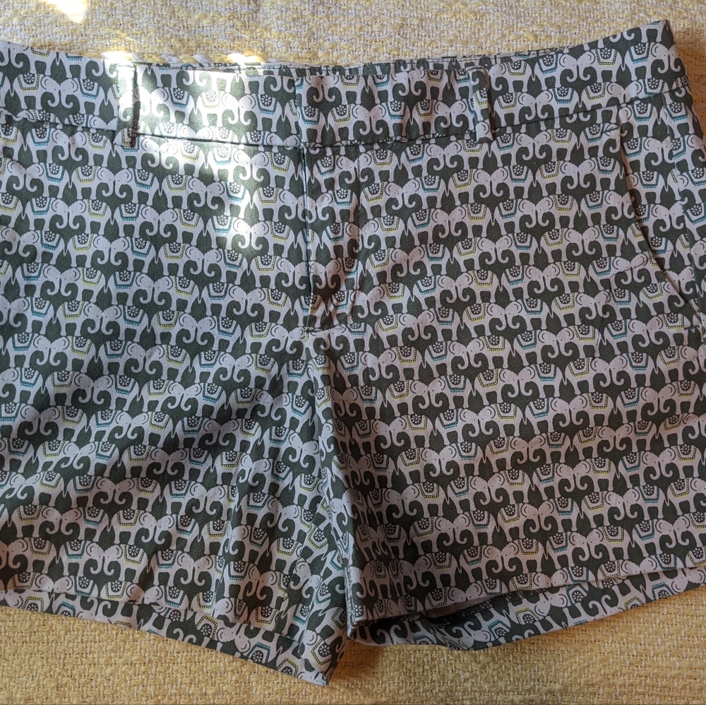 COPY - Banana Republic Elephant Shorts Size 8